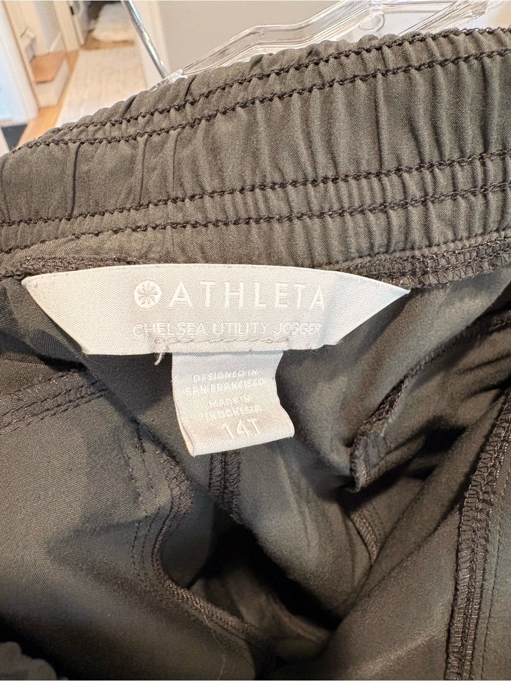 Athleta Chelsea Utility Jogger 14 Tall in army green - Picture 6 of 7